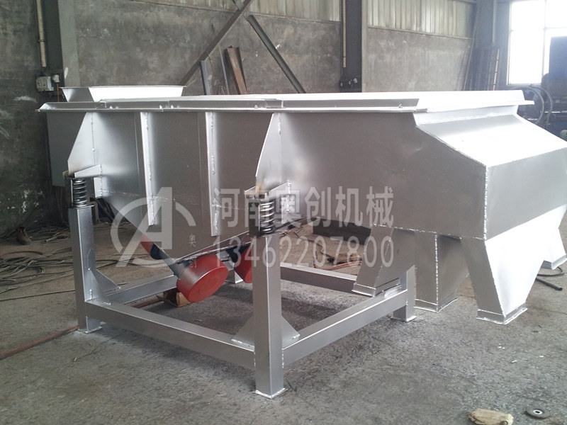 是什么引起了直线型振动筛电机机架损坏?