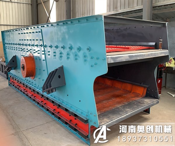 矿用圆振动筛选择电机功率的时候选择的时候是不是比较大？