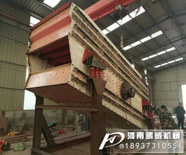 碎石圆振动筛筛机发生强烈振动是什么原因?