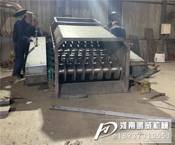 交叉滚轴筛分机