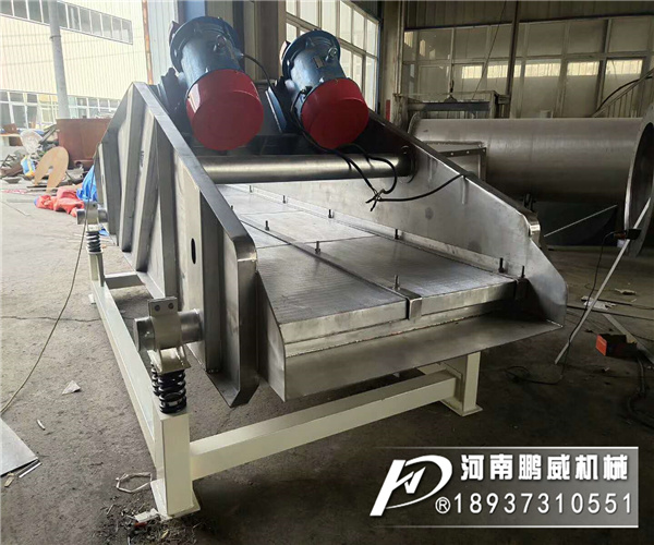 洗沙浆生产线脱水筛在生产种起到什么作用?