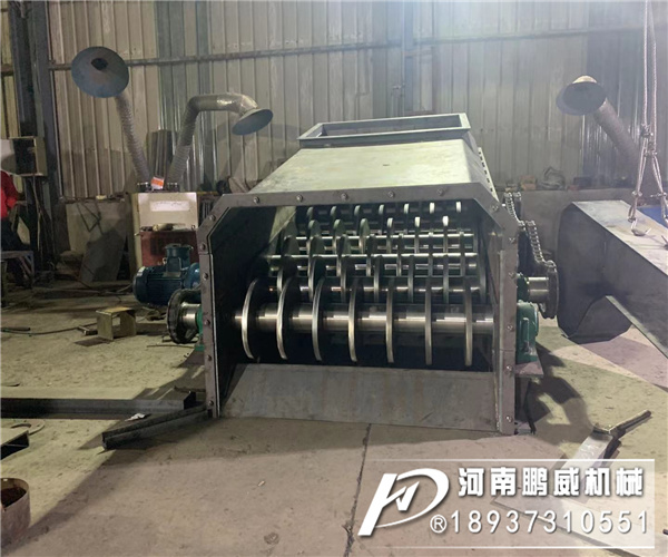 河卵石滚轴筛分机