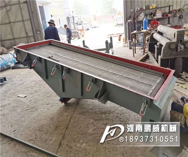 大中小颗粒直线筛分机每层筛网跟换有什么要注意的？