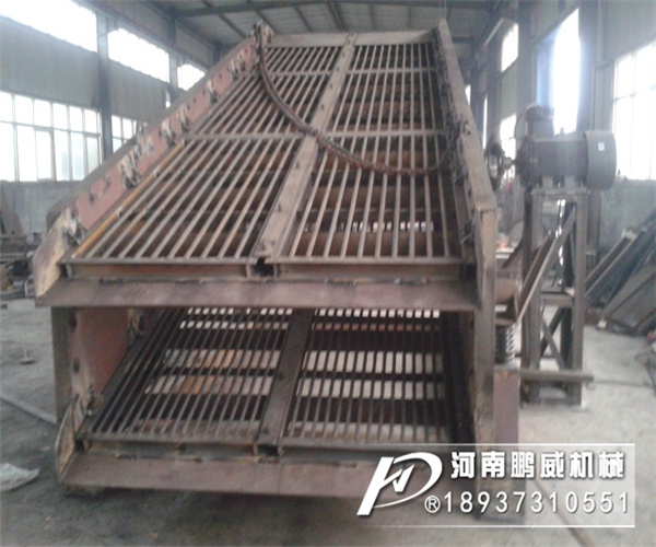 渣土大块石头使用棒条振动筛可以解决筛网跟换频率